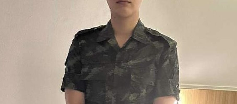 Both army haircut