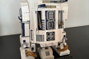 None Lego R2-D2