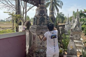 13 Songkran blessing Tombstone